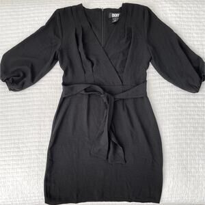 NWOT DKNY Deep V Crepe Wrap Dress with Tie Waist in Black Size 4